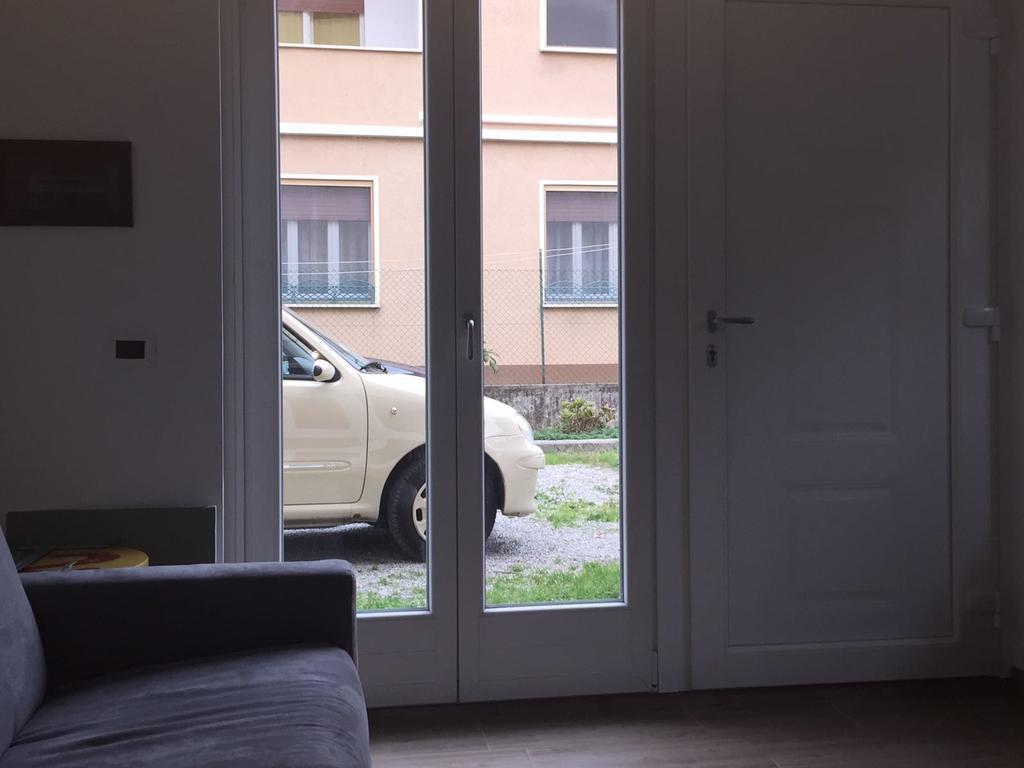 Guest House Persico Дезенцано-дель-Гарда Экстерьер фото